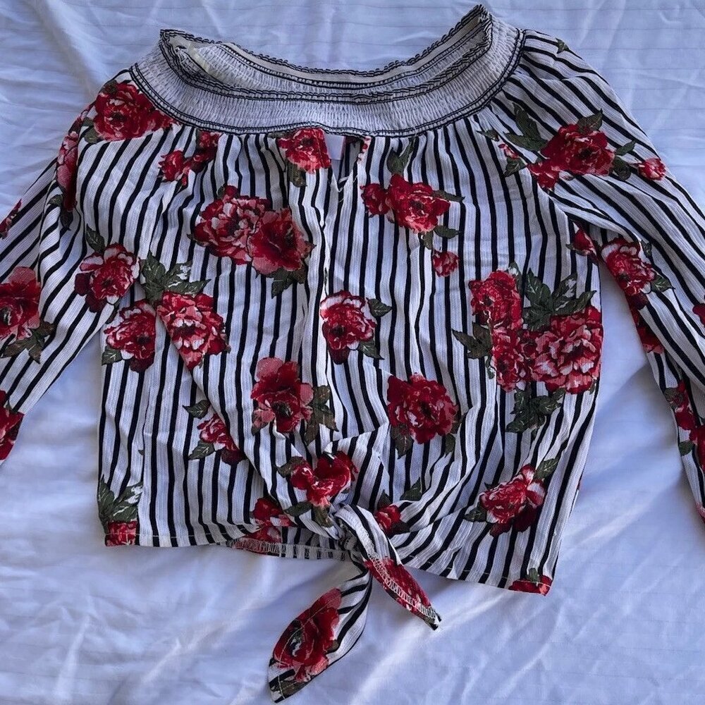 Vintage No Boundaries Womens White Roses Lined Vintage Y2K Size Small Top Blouse